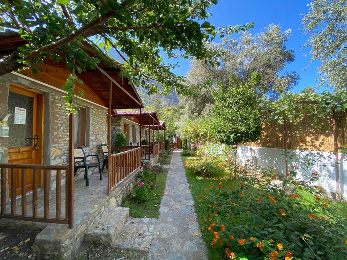 Kidrak Otel Montenegro-1 ファラリア エクステリア 写真