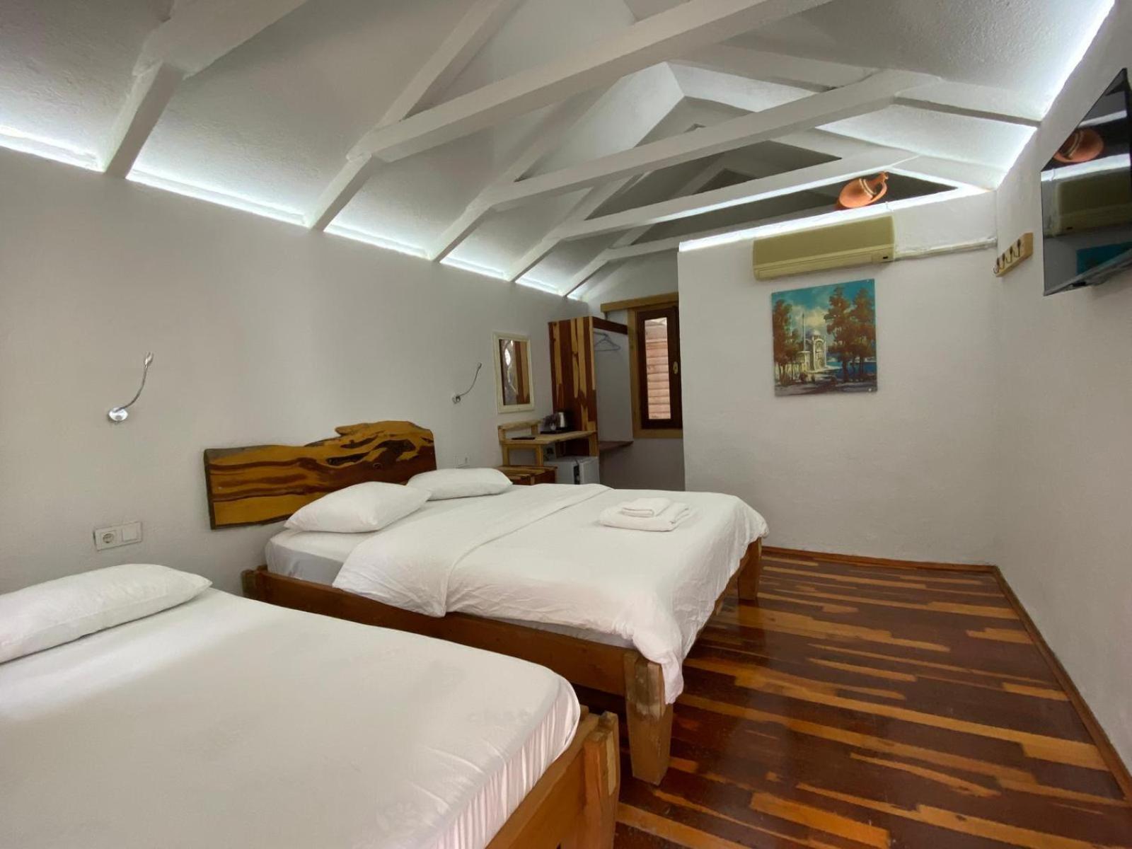 Kidrak Otel Montenegro-1 ファラリア エクステリア 写真